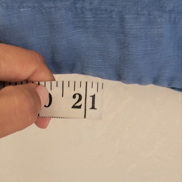 Cut Loose Linen Top Size Large - Picture 4 of 5